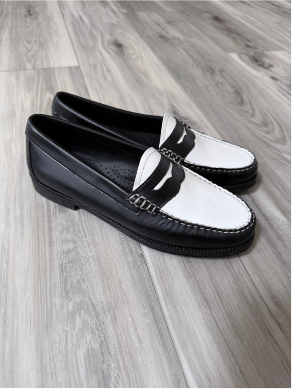 G.H. Bass Weejuns Penny Loafers Women's 8 Black White Leather Two Tone